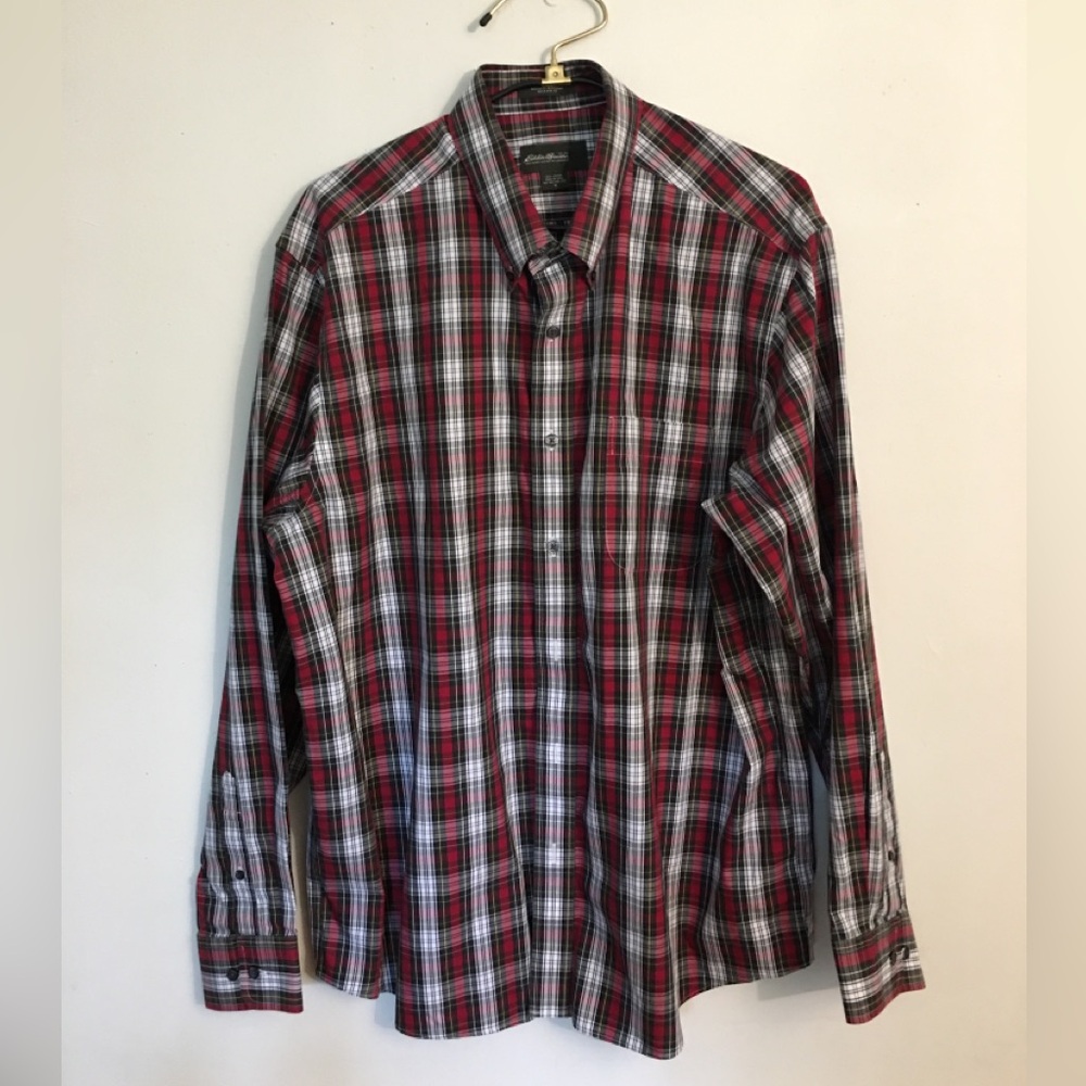 Eddie Bauer Red, White, and Black Long Sleeve Plaid Shirt: Size XL
